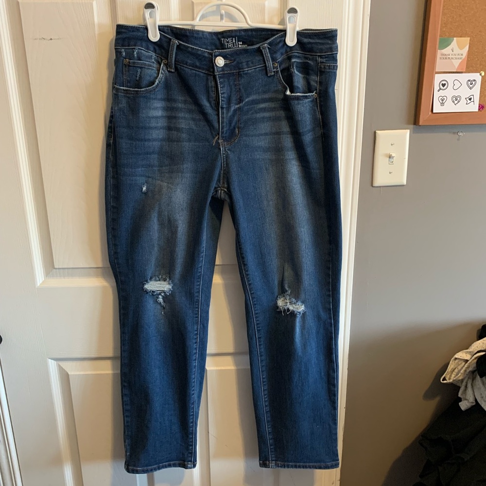2/30$ 🔮 Time and Tru Jeans